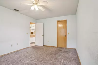 18628 SE 53rd Place, Ocklawaha, FL 32179 - Photo 32