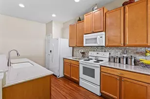 669 Carya Ct, Deland, FL 32724 - Photo 14