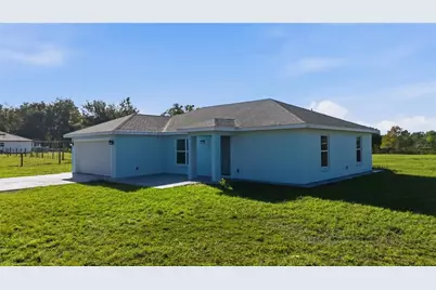 10758 SE Highway 464C, Ocklawaha, FL 32179 - Photo 2
