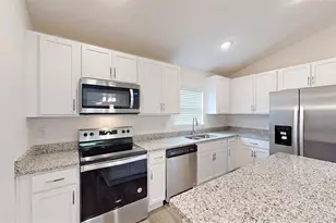 2307 Homestead Cir, North Port, FL 34286 - Photo 2