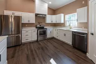 6425 Cartwrite Rd, Spring Hill, FL 34609 - Photo 12