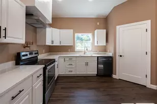 6425 Cartwrite Rd, Spring Hill, FL 34609 - Photo 16