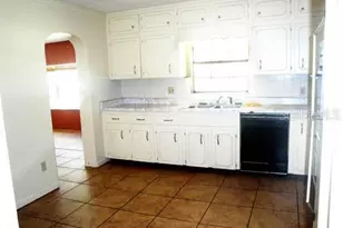 3130 NE 7th Ln, Ocala, FL 34470 - Photo 6