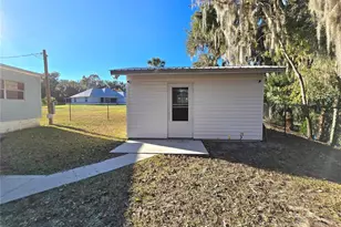 920 Cr 452A, Lake Panasoffkee, FL 33538 - Photo 38