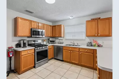 9239 SE 171st Cooper Loop, The Villages, FL 32162 - Photo 6