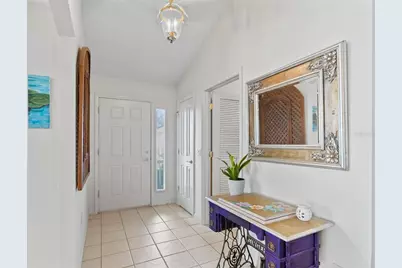 9239 SE 171st Cooper Loop, The Villages, FL 32162 - Photo 4