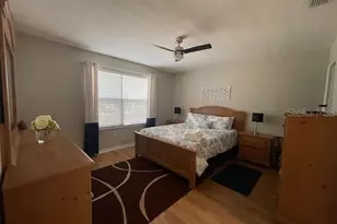 704 Ellsworth Way, The Villages, FL 32162 - Photo 8