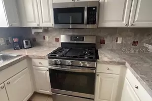 704 Ellsworth Way, The Villages, FL 32162 - Photo 4