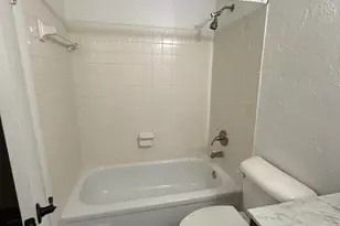 21204 Sandalwood Dr, Wildwood, FL 34785 - Photo 20