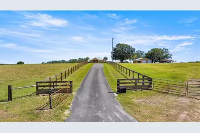 20551 SE 80th Street, Morriston, FL 32668 - Photo 16