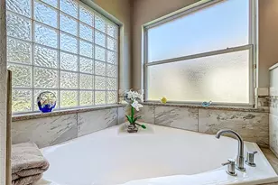 6050 Landings Blvd, Lady Lake, FL 32159 - Photo 18