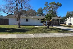 14724 SW 38th Terrace Rd, Ocala, FL 34473 - Photo 1