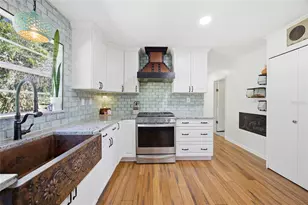 10550 NE 222nd Place Rd, Fort Mc Coy, FL 32134 - Photo 16