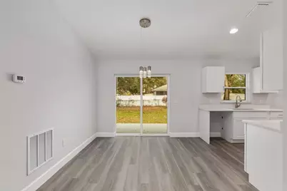 1802 SW Hilliard Avenue, Dunnellon, FL 34431 - Photo 10