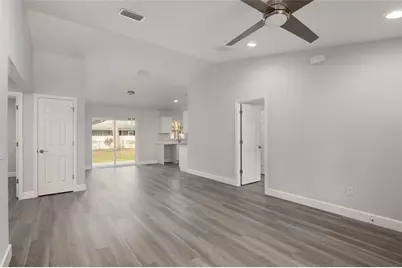 1802 SW Hilliard Avenue, Dunnellon, FL 34431 - Photo 8