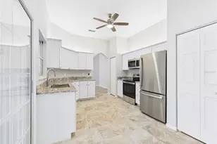 8092 SW 115th Loop, Ocala, FL 34481 - Photo 4