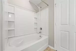 2211 NW 16th Terrace, Gainesville, FL 32605 - Photo 16