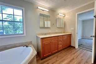 19050 SW 49th Pl, Dunnellon, FL 34432 - Photo 12