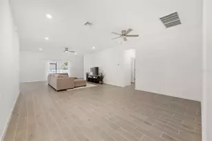 8972 SW 69th Ter, Ocala, FL 34476 - Photo 6