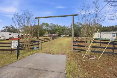 975 NW 107th Court, Ocala, FL 34482 - Photo 2