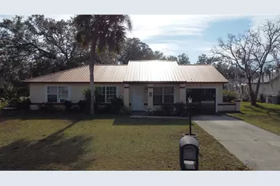 301 Oak Track Drive, Ocala, FL 34472 - Photo 1