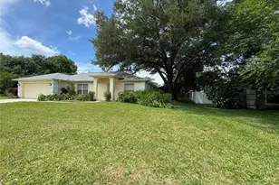 1014 NE 22nd Ave, Ocala, FL 34470 - Photo 2