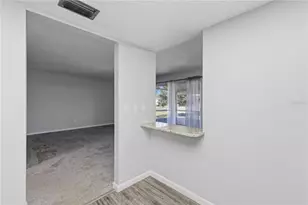 574 Fairways Cir, Ocala, FL 34472 - Photo 8
