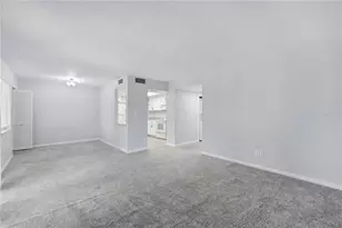 574 Fairways Cir, Ocala, FL 34472 - Photo 18