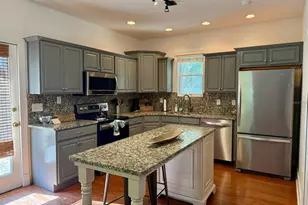 910 SE 2nd St, Ocala, FL 34471 - Photo 2