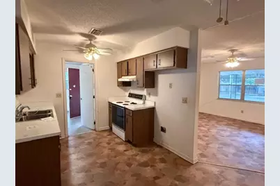 5737 SE Babb Road, Belleview, FL 34420 - Photo 4