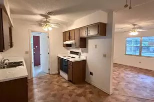 5737 SE Babb Rd, Belleview, FL 34420 - Photo 4