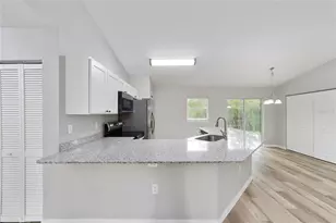 24144 NW Water Oak Ave, Dunnellon, FL 34431 - Photo 4