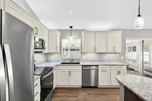 902 NE 130th Terrace, Silver Springs, FL 34488 - Photo 12