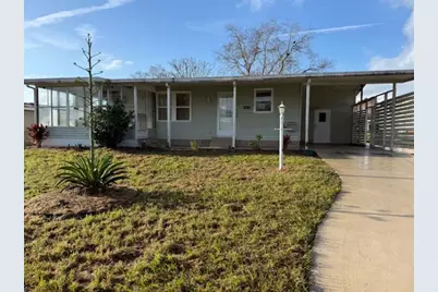 1832 W Schwartz Boulevard, Lady Lake, FL 32159 - Photo 1