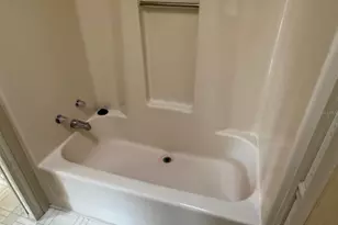 1832 W Schwartz Blvd, Lady Lake, FL 32159 - Photo 8