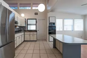 621 NE 165th Terrace, Silver Springs, FL 34488 - Photo 16