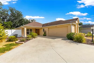 16777 SE 74 Soulliere Avenue, The Villages, FL 32162 - Photo 2