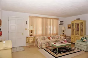 17 N Davis St, Beverly Hills, FL 34465 - Photo 6