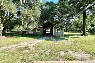 5625 NW 193rd Ln, Orange Lake, FL 32681 - Photo 10