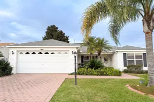 8017 SE 175th Columbia Pl, The Villages, FL 32162 - Photo 2