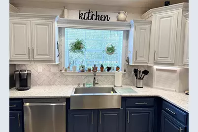 8261 NE 118th Terrace, Bronson, FL 32621 - Photo 10
