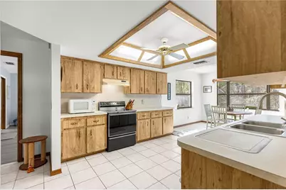 240 W Nova Place, Citrus Springs, FL 34434 - Photo 10