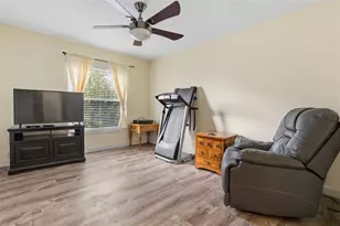 21110 SW Plantation St, Dunnellon, FL 34431 - Photo 8