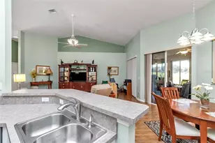 5441 Grove Mnr, Lady Lake, FL 32159 - Photo 18