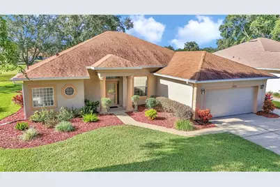 5441 Grove Manor, Lady Lake, FL 32159 - Photo 2