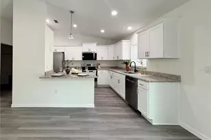 18925 SW 47th St, Dunnellon, FL 34432 - Photo 16