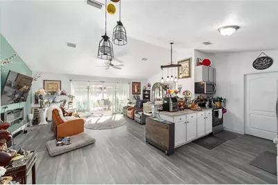 2120 SE 41st Way, Trenton, FL 32693 - Photo 2