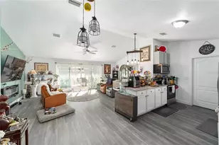 2120 SE 41st Way, Trenton, FL 32693 - Photo 2