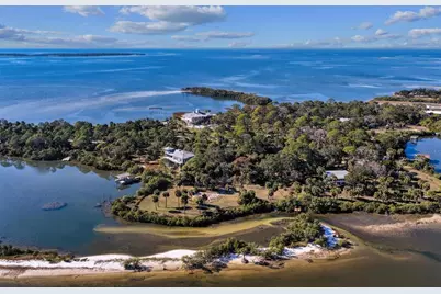 Sw 136 Place, Cedar Key, FL 32625 - Photo 2