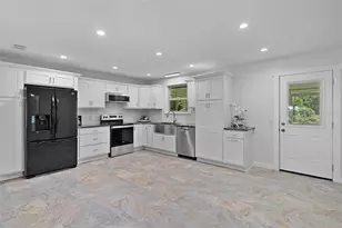 14635 SE 28th Ct, Summerfield, FL 34491 - Photo 8